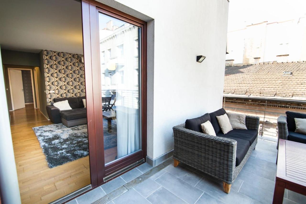 Apartamento Paulay Free Parking Luxury Design Apartman With Terazze Budapest Exterior foto