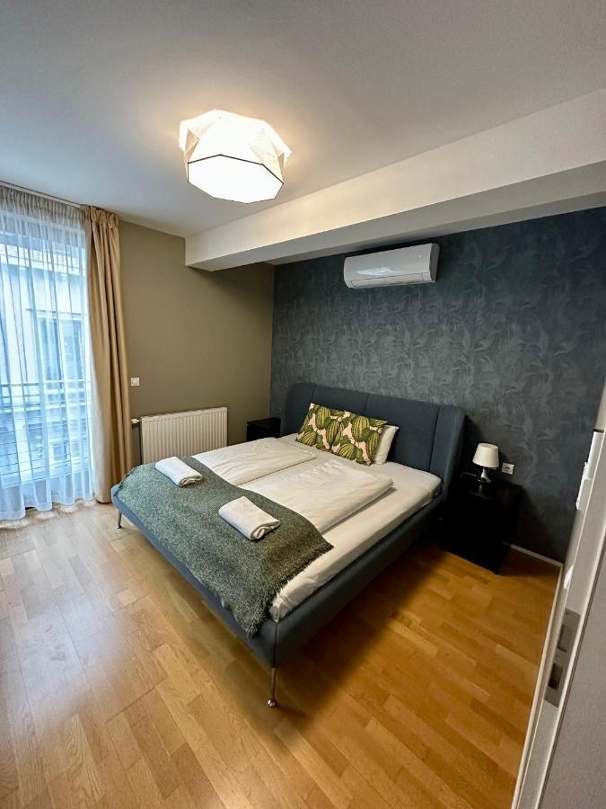 Apartamento Paulay Free Parking Luxury Design Apartman With Terazze Budapest Exterior foto